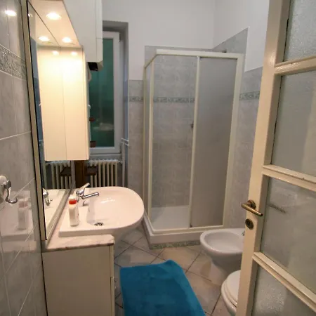 Apartment Locazione Turistica Del Sole-6 *